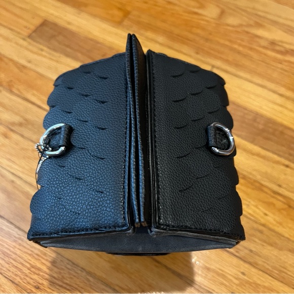 NWT Bioworld Zero Ghost Dog Doghouse Structural Crossbody Bag and Card Holder - Picture 5 of 9